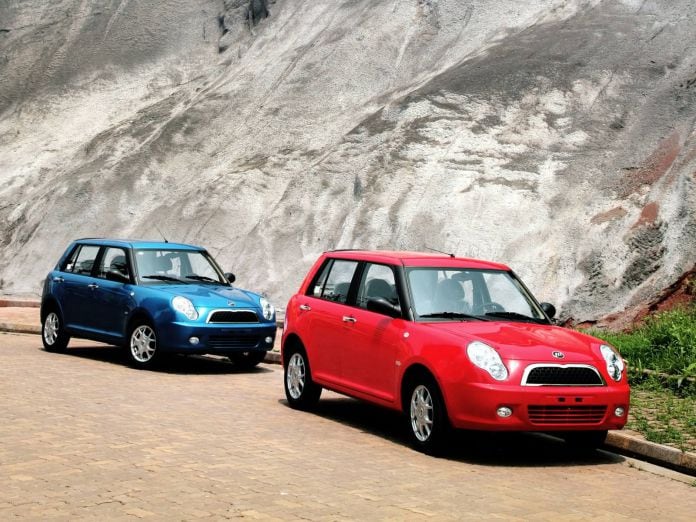 2010 Lifan Smile Hatchback - фотография 17 из 27