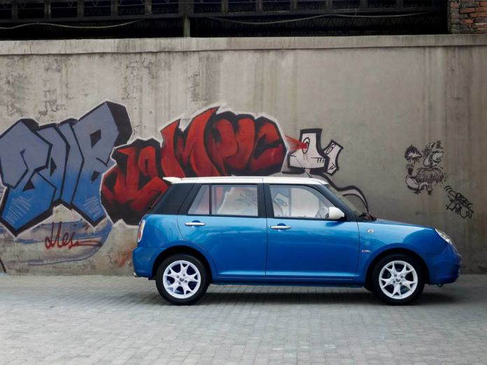 2010 Lifan Smile Hatchback - фотография 21 из 27
