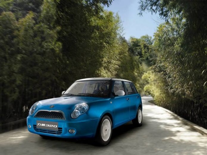2010 Lifan Smile Hatchback - фотография 25 из 27