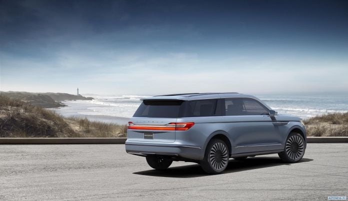 2016 Lincoln Navigator Concept - фотография 2 из 17