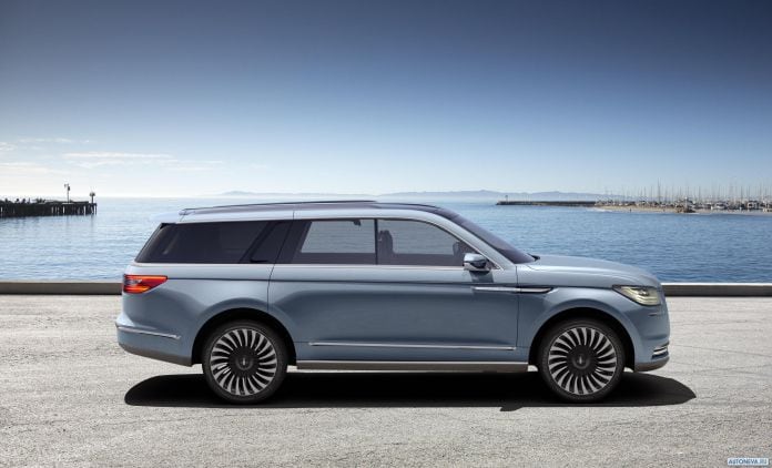 2016 Lincoln Navigator Concept - фотография 3 из 17