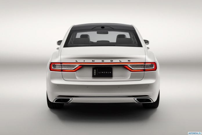2017 Lincoln Continental - фотография 9 из 33