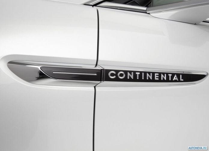 2017 Lincoln Continental - фотография 31 из 33