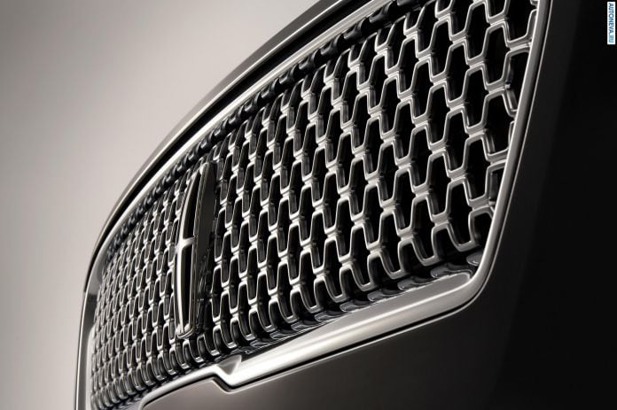 2017 Lincoln MKZ - фотография 6 из 11