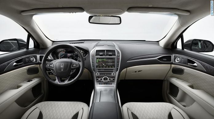 2017 Lincoln MKZ - фотография 8 из 11