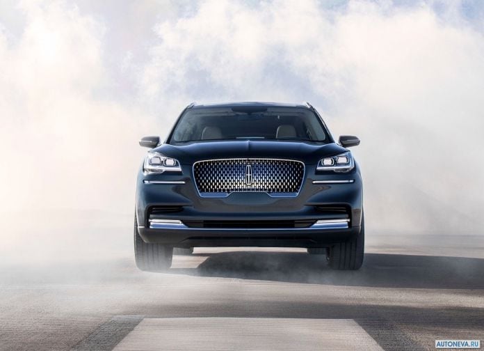 2018 Lincoln Aviator Concept - фотография 12 из 23