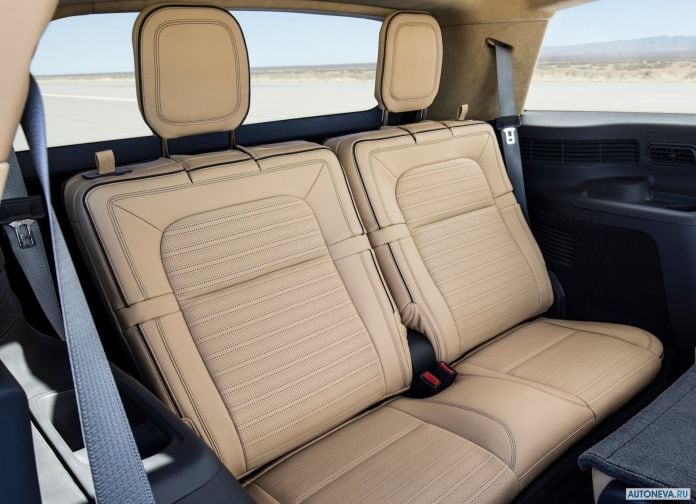 2018 Lincoln Aviator Concept - фотография 16 из 23