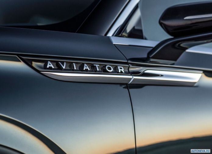 2018 Lincoln Aviator Concept - фотография 20 из 23