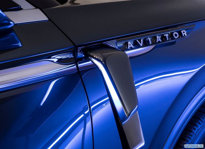 2018 Lincoln Aviator Concept - фотография 22 из 23