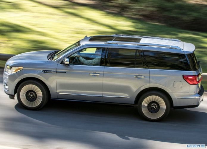 2018 Lincoln Navigator - фотография 6 из 23