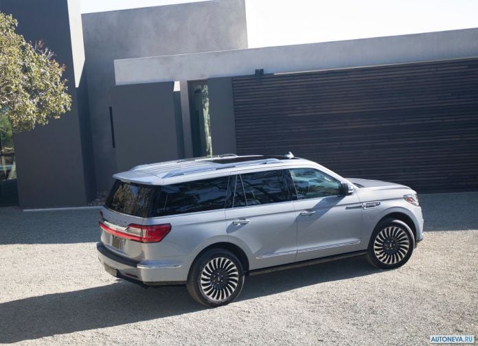 2018 Lincoln Navigator - фотография 7 из 23