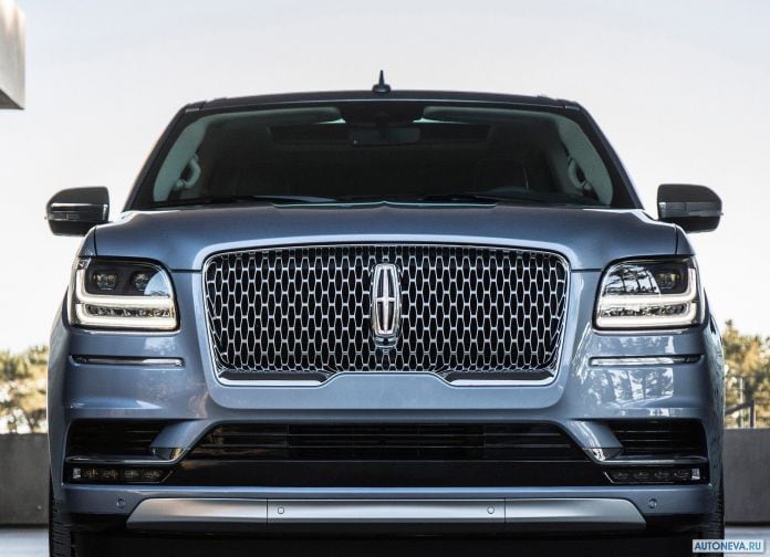 2018 Lincoln Navigator - фотография 8 из 23