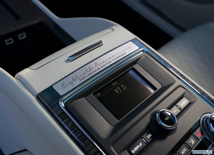 2019 Lincoln 80th Anniversary - фотография 34 из 51