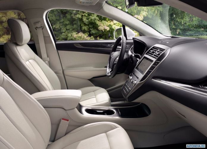 2019 Lincoln MKC - фотография 8 из 15