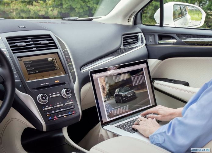 2019 Lincoln MKC - фотография 11 из 15