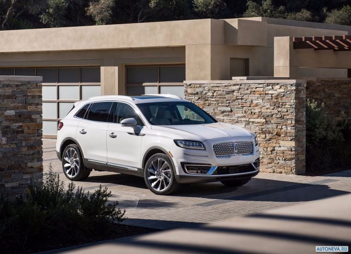 2019 Lincoln Nautilus - фотография 9 из 48