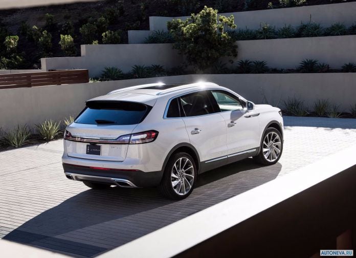 2019 Lincoln Nautilus - фотография 21 из 48