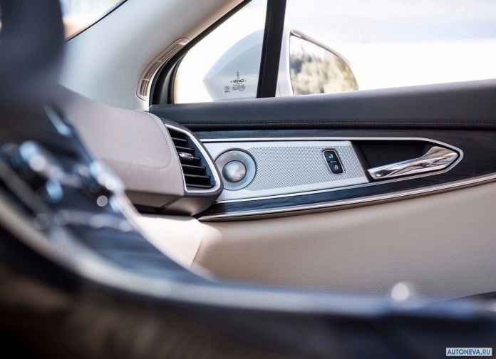 2019 Lincoln Nautilus - фотография 41 из 48