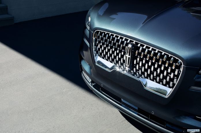 2020 Lincoln Aviator Black Label - фотография 17 из 22