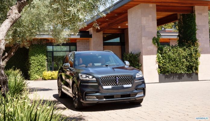 2020 Lincoln Aviator Grand Touring - фотография 1 из 40