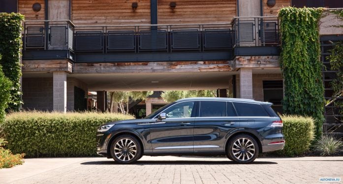 2020 Lincoln Aviator Grand Touring - фотография 16 из 40