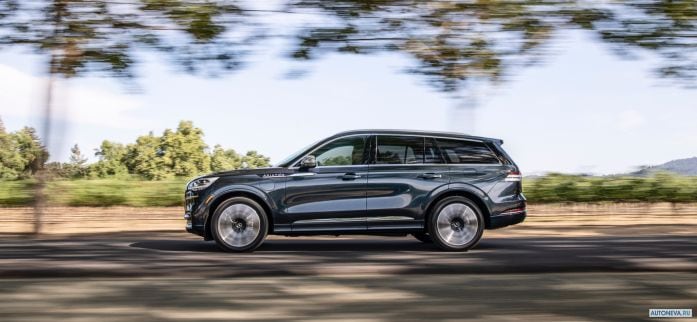 2020 Lincoln Aviator Grand Touring - фотография 17 из 40