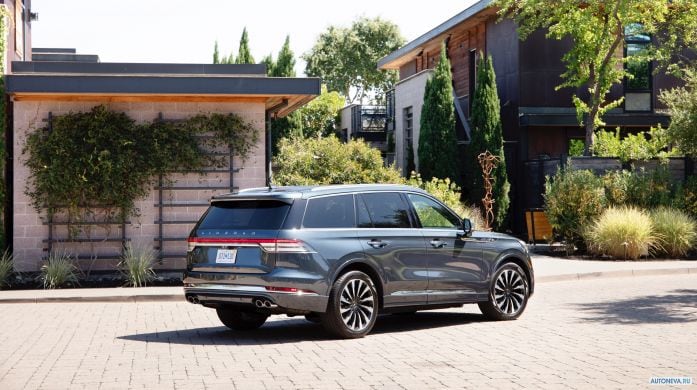 2020 Lincoln Aviator Grand Touring - фотография 23 из 40