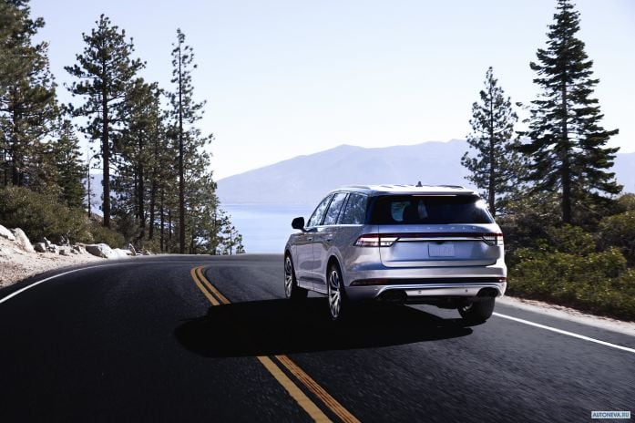 2020 Lincoln Aviator Grand Touring - фотография 28 из 40