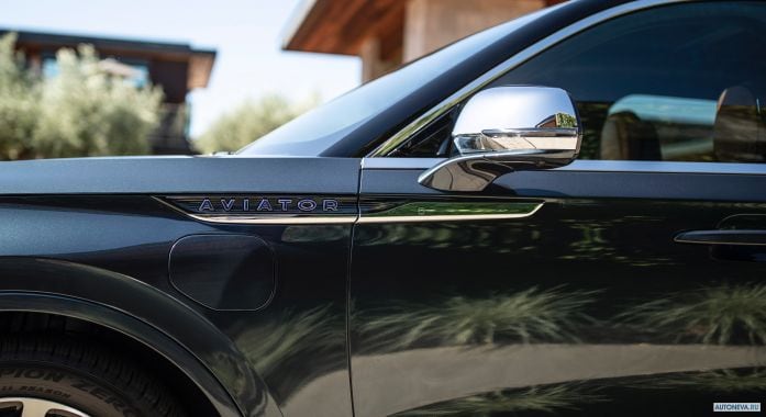 2020 Lincoln Aviator Grand Touring - фотография 38 из 40