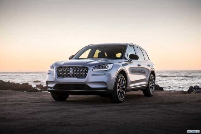 2020 Lincoln Corsair - фотография 1 из 40