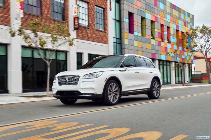 2020 Lincoln Corsair - фотография 7 из 40
