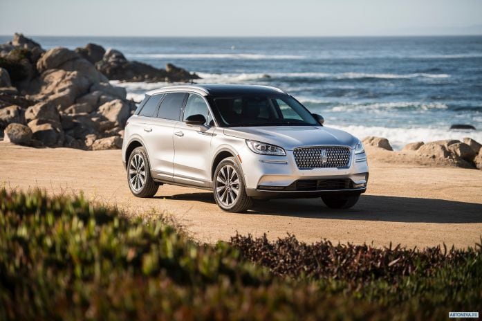 2020 Lincoln Corsair - фотография 10 из 40