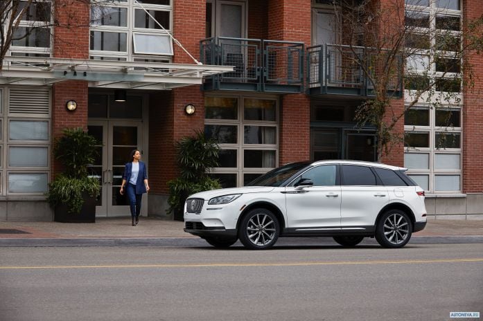 2020 Lincoln Corsair - фотография 12 из 40