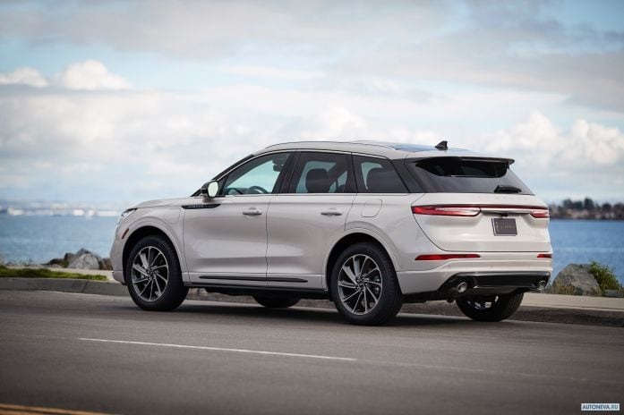 2020 Lincoln Corsair - фотография 22 из 40