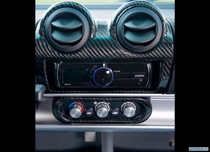 2017 Lotus Elise Cup 250 - фотография 10 из 11