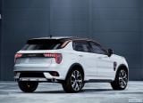 lynk_co_2016_01_concept_008.jpg