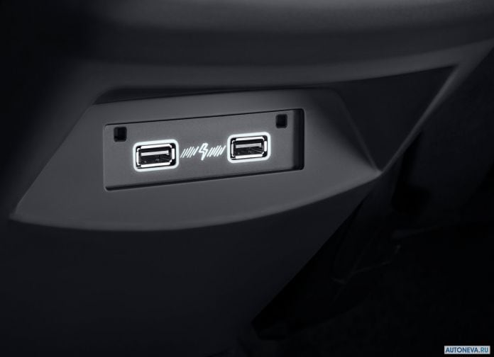 2019 Lynk&Co 01 Update - фотография 15 из 20