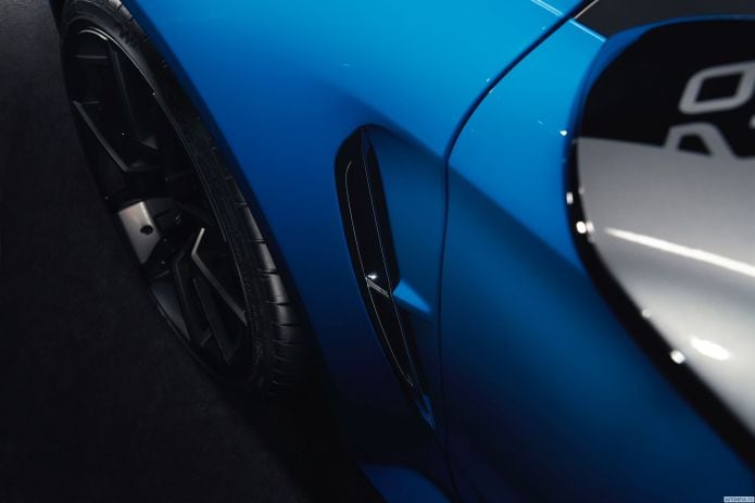 2019 Lynk&Co 03 - фотография 12 из 14 2019 Lynk&Co 03 - фотография 12 из 14