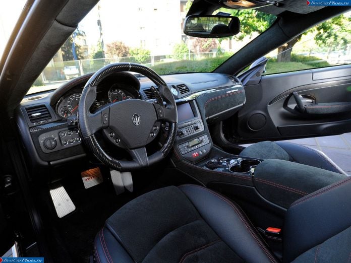 2013 Maserati Granturismo MC Stradale - фотография 76 из 110