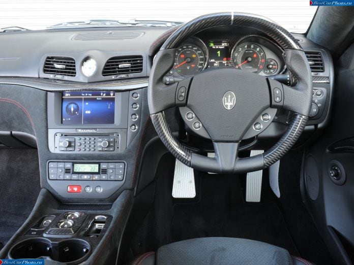 2013 Maserati Granturismo MC Stradale - фотография 77 из 110