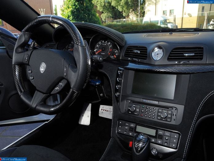 2013 Maserati Granturismo MC Stradale - фотография 78 из 110