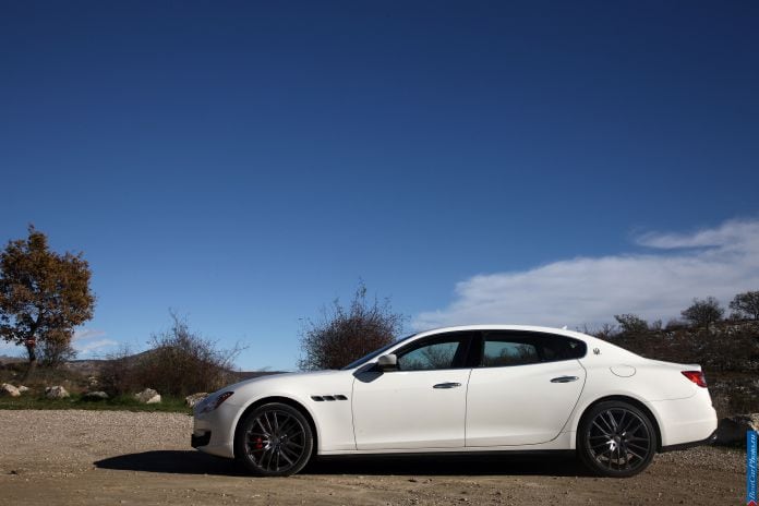 2013 Maserati Quattroporte - фотография 13 из 45