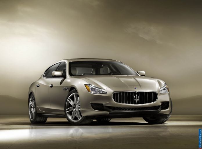 2013 Maserati Quattroporte - фотография 24 из 45