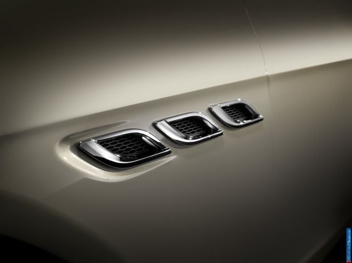 2013 Maserati Quattroporte - фотография 32 из 45