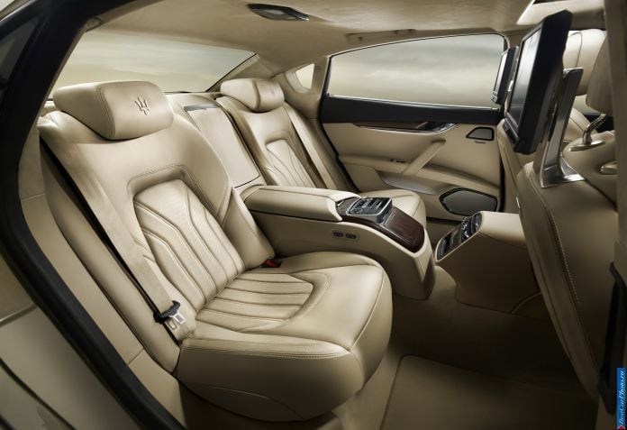 2013 Maserati Quattroporte - фотография 35 из 45