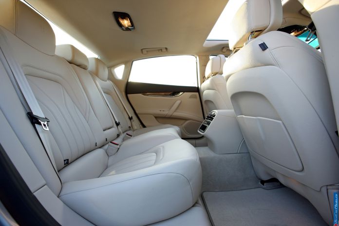 2013 Maserati Quattroporte - фотография 42 из 45