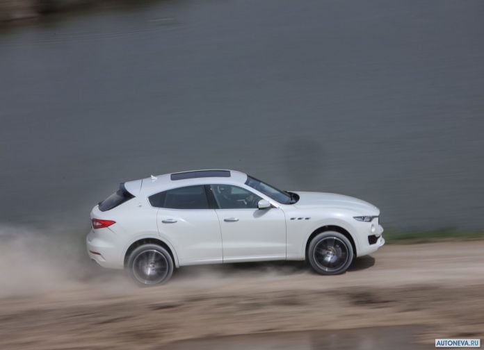2017 Maserati Levante - фотография 46 из 115