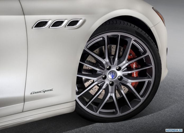 2017 Maserati Quattroporte - фотография 11 из 79