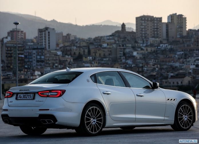 2017 Maserati Quattroporte - фотография 32 из 79