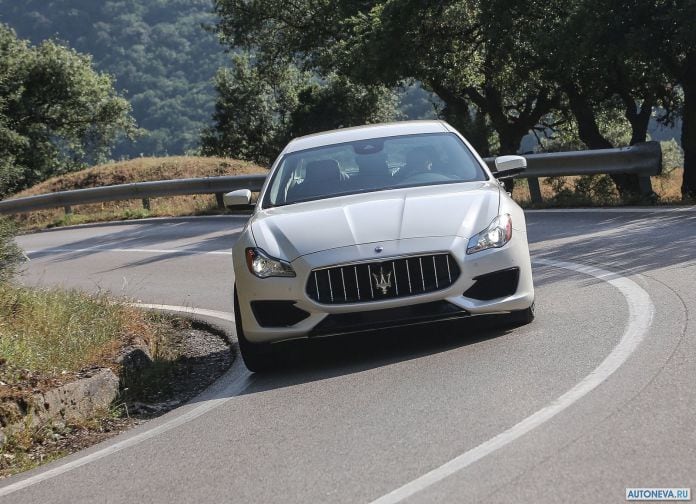 2017 Maserati Quattroporte - фотография 39 из 79